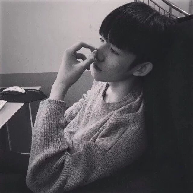 黄若寒振