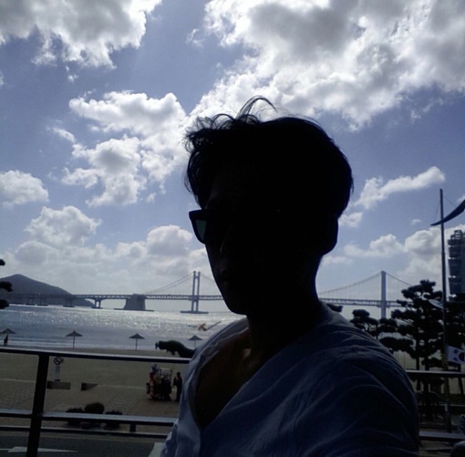湛福毓友