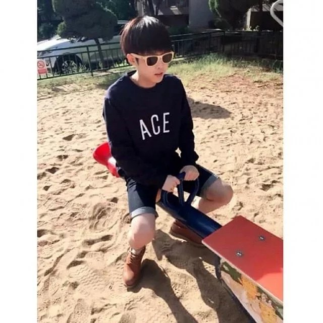 劳澜美桦
